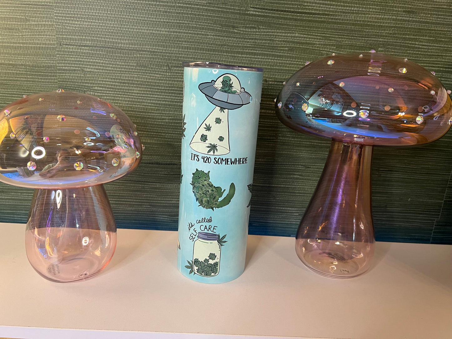 Pot head alien guys tumbler
